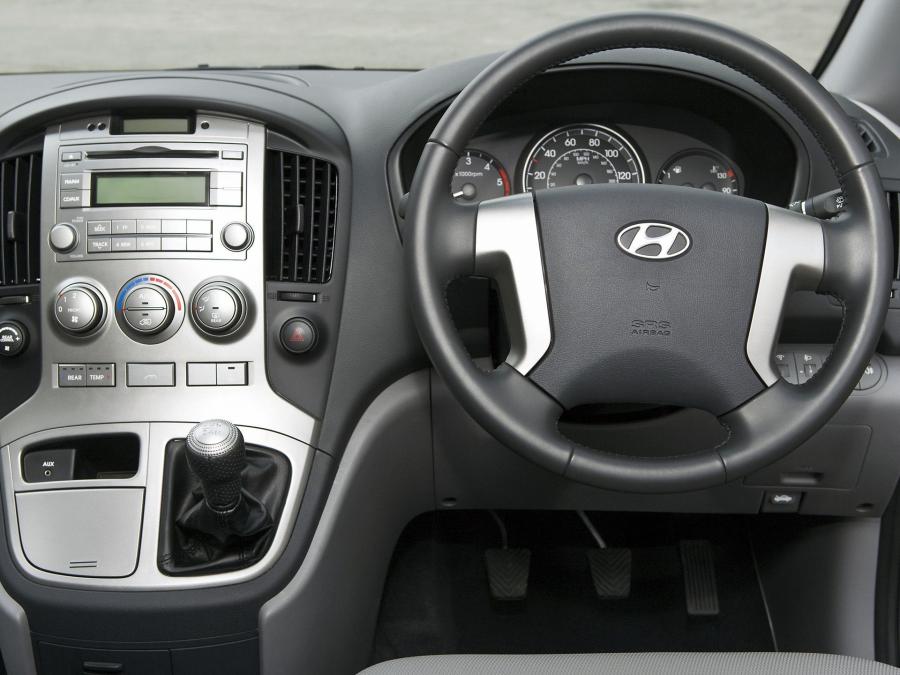  Hyundai i800 2008 года  (фото 8 из 36)